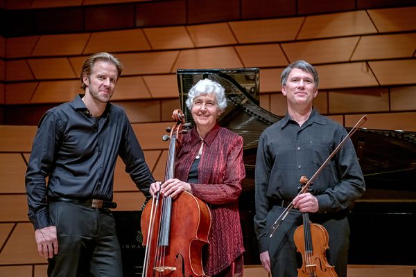 Mendelssohn Trio 2021 Promotional Photo